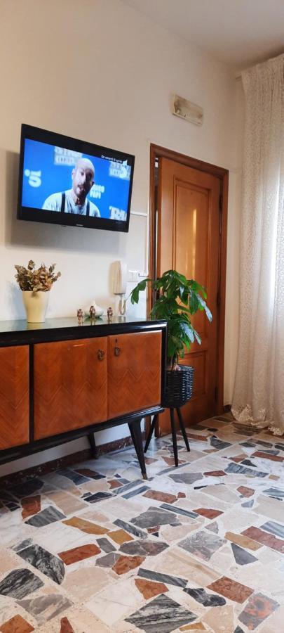 Domuspes Apartment Sedilo Bagian luar foto